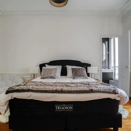 213 M2 Prestige Eiffel Signature * Paris