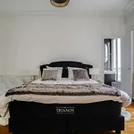 213 M2 Prestige Eiffel Signature * Paris