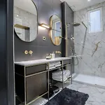 Daire 213 M2 Prestige Eiffel Signature Paris