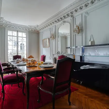 Lägenhet 213 M2 Prestige Eiffel Signature