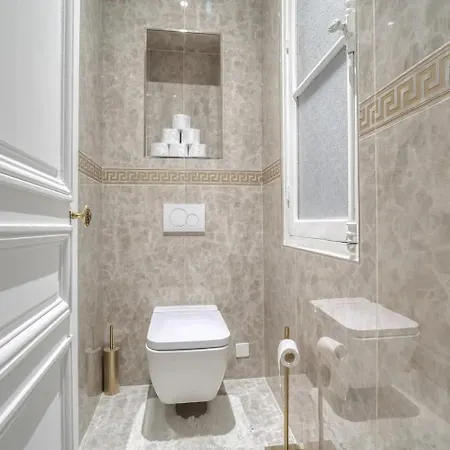 213 M2 Prestige Eiffel Signature Paris