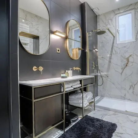 Apartman 213 M2 Prestige Eiffel Signature Párizs